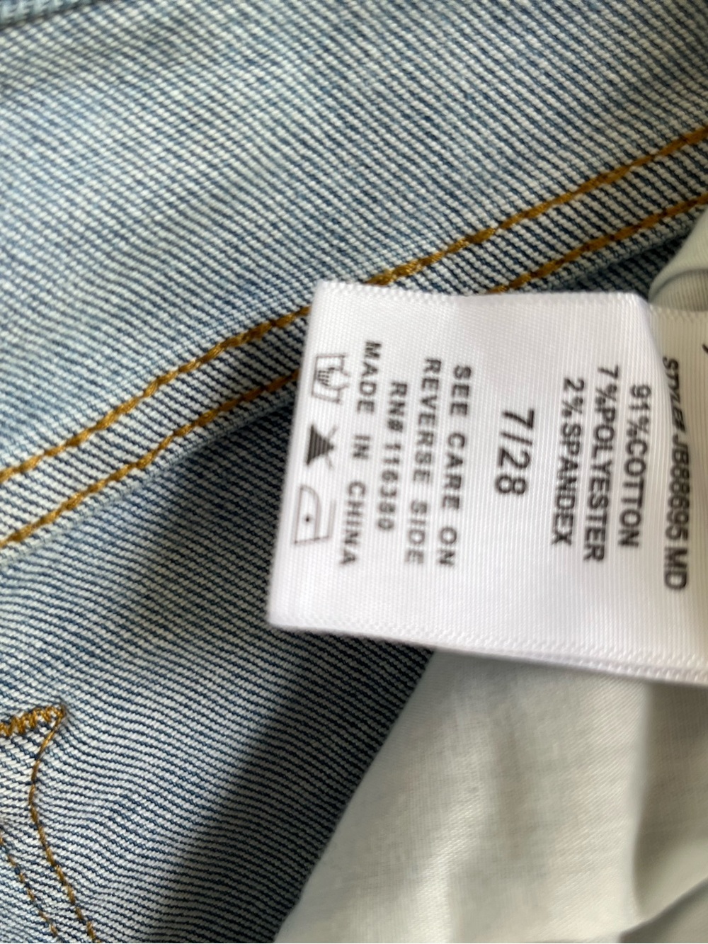 Judy Blue Stars and Stripes Bleached High Rise Flare Jeans Size 28 - Picture 5 of 9